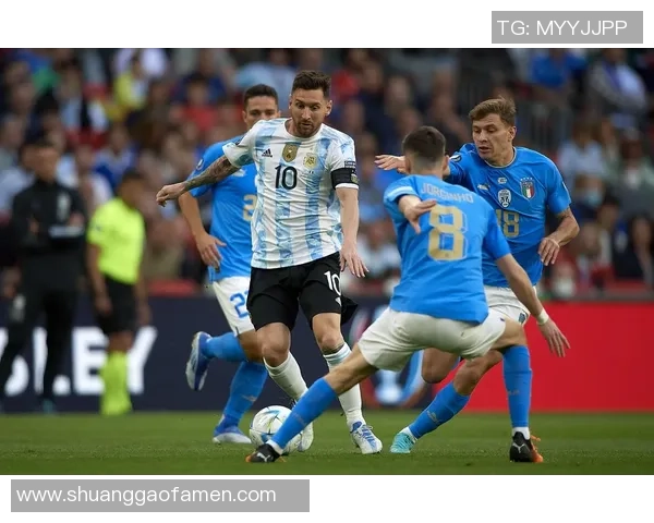 波特诺与格雷米奥的激烈对决揭示南美足球的魅力与竞争力 波特诺与格雷米奥的激烈对决揭示南美足球的魅力与竞争力